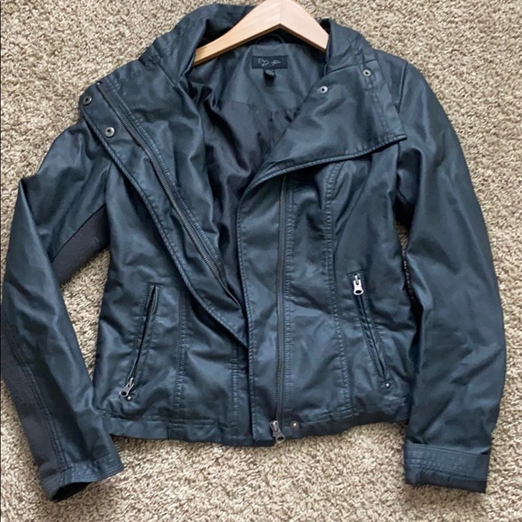 RD Style Faux Leather/Knit Jacket:Small - Picture 2 of 7